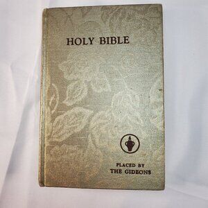 Vintage Holy Bible Placed By The Gideons International 1973 Edition